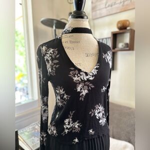 Kendall & Kylie Black and Gray Floral Top